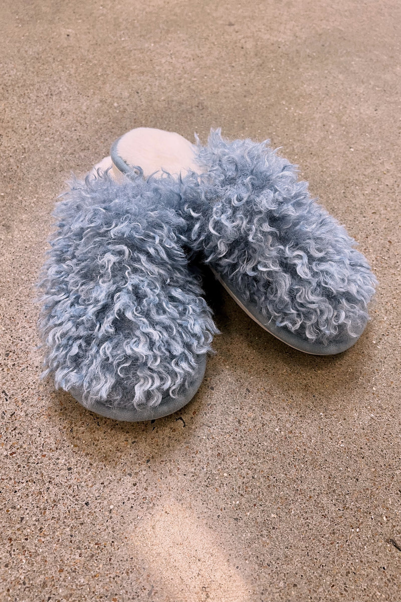 Faux Sherpa Closed Toe Slippers
